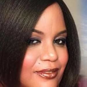 Meet your Posher, Monique